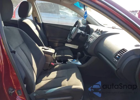 2010 Nissan Altima 2.5 S z USA, uszkodzony, nr VIN 1N4AL2AP1AN412716